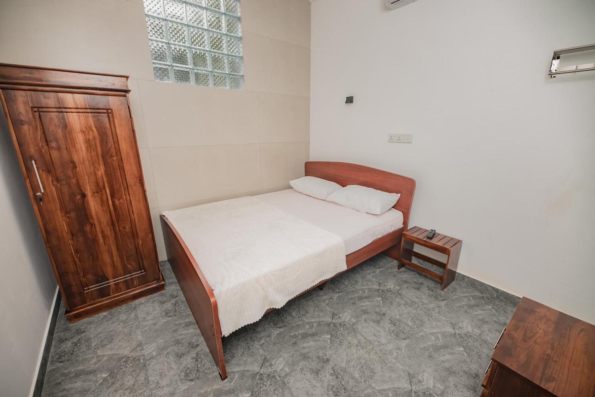 Nnr Wattala Hotel Ngoại thất bức ảnh