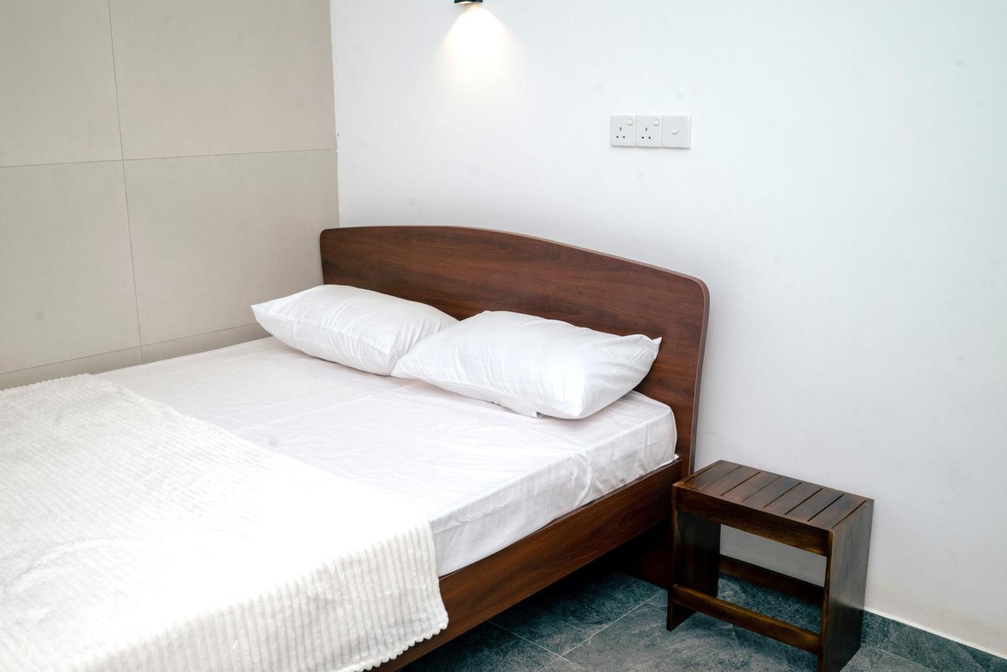Nnr Wattala Hotel Ngoại thất bức ảnh